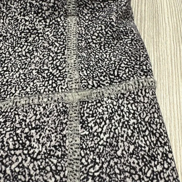 Lululemon Pace Rival Crop size 2 - Picture 11 of 13
